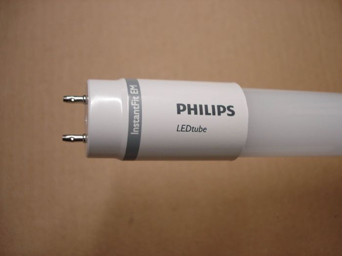 Philips 20W LED
Here's a Philips InstantFit T8 LED 20W daylight glass tube lamp for electromagnetic ballasts. This lamp is an upgrade for T12 fluorescent fixtures.

Made in: China

Lamp shape: T8 linear

Lamp life: 36,000 hours

Colour temperature: 6500K

Lumens: 2100

CRI: 83

Base: G13 medium bi-pin
