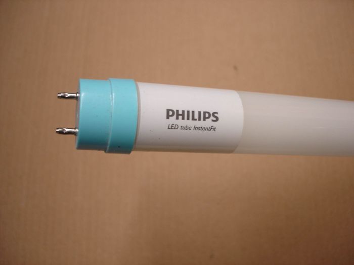 Philips 16W LED
A Philips InstantFit LED T8 tube for use in fixtures with instant start electronic T8 fluorescent ballasts.

Made in: China

Colour temperature: 4000K

Lumens: 1800

Lamp life: 36,000

Lamp shape: T8 linear

CRI: 80
