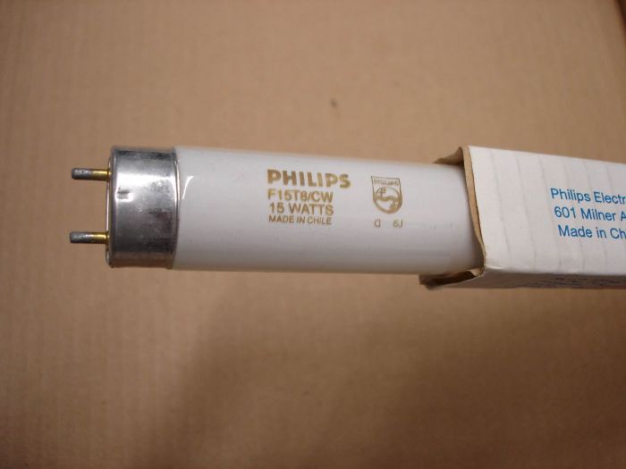 Philips F15T8
A Philips F15T8 cool white fluorescent lamp.

Made in: Chile

Manufactured: September 1996

Lumens: 870

Colour temperature: 4100K

Lamp life: 7500 hours

CRI: 67
