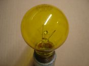 DSC09016_General_Electric_25W_Transparent_Yellow.JPG