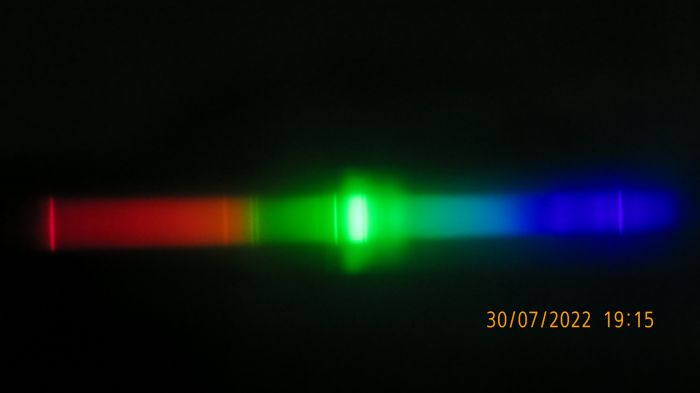 The spectrum of my Venture MH-DE 70W/UVS/GDX
Very wide self-reversed thallium line and a small amount of sodium as an impurity from the quartz.
