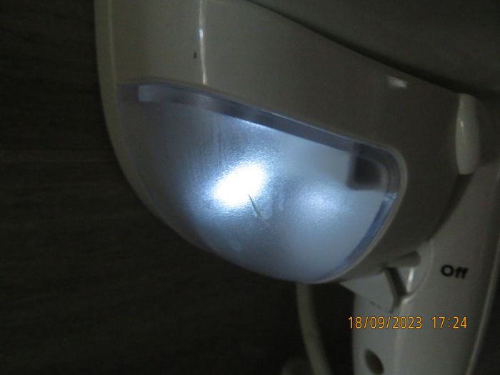 Mystery LED lamp under the hair dryer
It glowing dimly. I don't know what it is.
