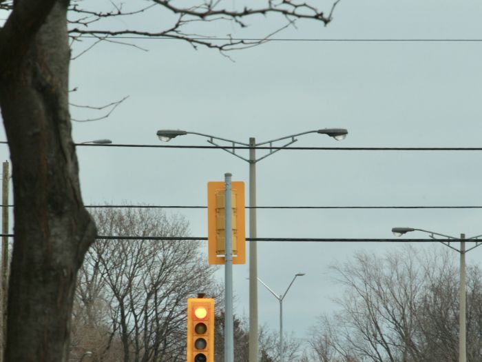 Model 25's last days 
Looks like the last of these truss lights are going to be coming down in this area of the QEW. New lights in use are Cooper NVN's on tapered arms other than these 2 truss Model 25 poles which are getting Cooper Verdeons :(.
