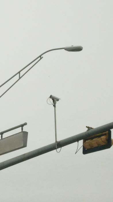 Cooper OVF 250w HPS streetlight
At another intersection.
Keywords: American_Streetlights
