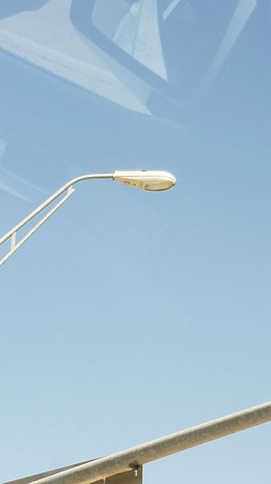 Cooper OVW (OV-25 FCO) 250w HPS streetlight (GONE)
Picture taken on Jun 15, 2019.

At an intersection. I still have chances to get this fixture. I just need to see who's in charge of the job, since TXDOT contracts a electrical contractor.
Keywords: American_Streetlights