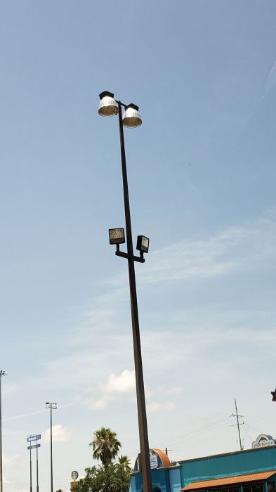 Holophane HMAO J Series high mast fixtures used as parking lot lighting
Picture taken on July 7, 2019.

At a Northern Tool parking lot.
Keywords: Misc_Fixtures