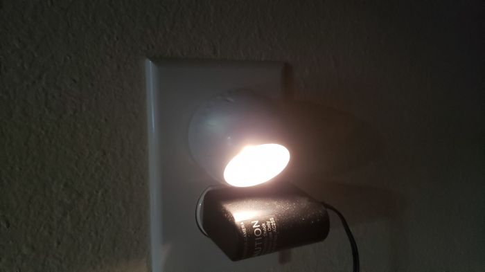 Meridian LED guide/night light (lit)
Picture taken on Sep 07, 2019

Theres the night light being lit.
Keywords: Lit_Lighting