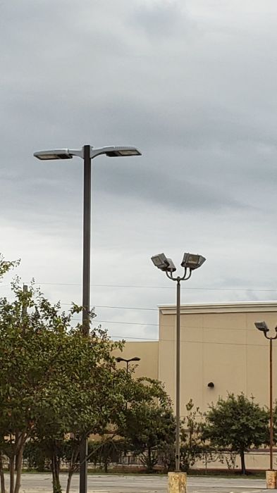 GE Evolve LEDs and abandoned metal halide flood lights
Picture taken on Sep 27, 2019

At a pet resort.
Keywords: Misc_Fixtures