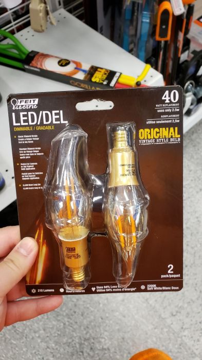 Feit Electric Vintage Style candle LED filament bulbs
Picture taken on November, 23 2019

At a Ross store. Uncommon to see these in a Ross.
Keywords: Lamps