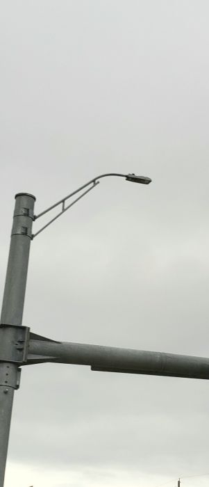 Greenstar Avenger Series 170w LED Streetlight
At a intersection.
Keywords: American_Streetlights