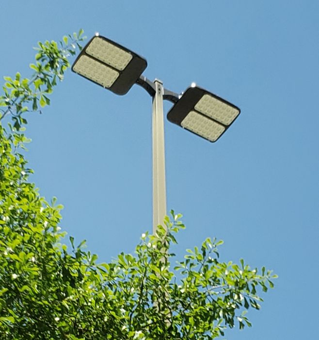 Cree OSQ High Output LED fixtures
At a parking lot.
Keywords: Misc_Fixtures