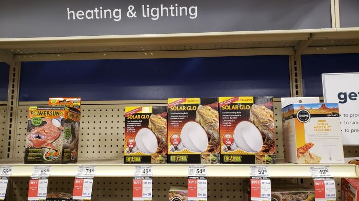 Self-ballasted mercury vapor flood bulbs for reptile pets
At a Pet Smart, here are all of the SBMV flood bulbs.
Keywords: Lamps