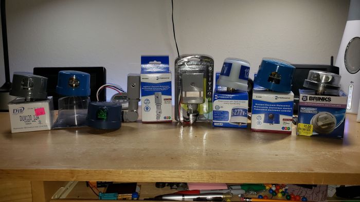 My photocontrol collection as 1/7/21
Its growing fast! Three are Intermatic, one is a Brinks, one is a Tork, one is a Fisher Pierce OLC, and one is a Woods.
Keywords: Gear