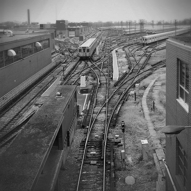 Cool Picture 
I don't know any thing about this picture other then it is a subway yard in Toronto in the late 50's /60's. see how many lights you can spot ;D
Keywords: American_Streetlights
