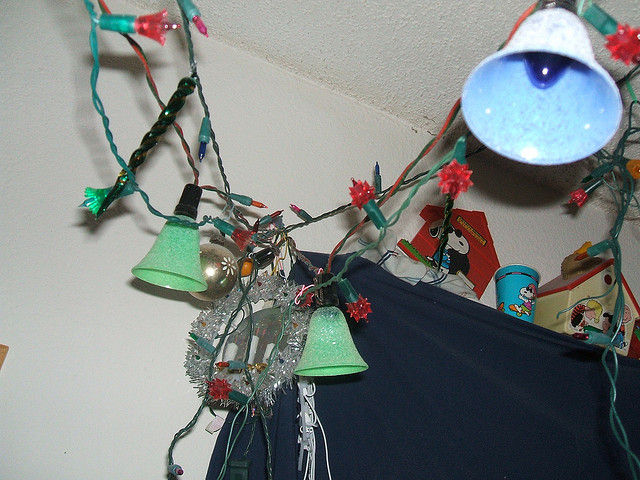ge mica sugar coated bell christmas lights
got them off ebay
Keywords: Lamps
