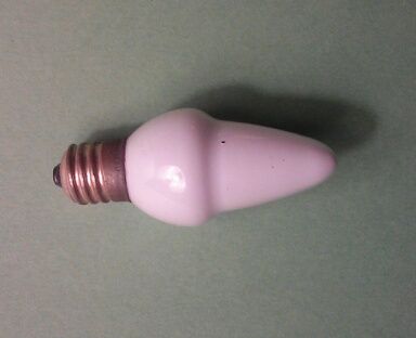 Odd Shaped Christmas Bulb
Got with a C9 set at the thrift store. Only marking is 120v Japan.
Keywords: Lamps