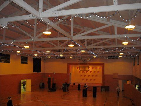 Gym Lights
Mogul based incandescent of 300 or 500w in the gym at Pomona First Baptist Church.
Keywords: Indoor_Fixtures