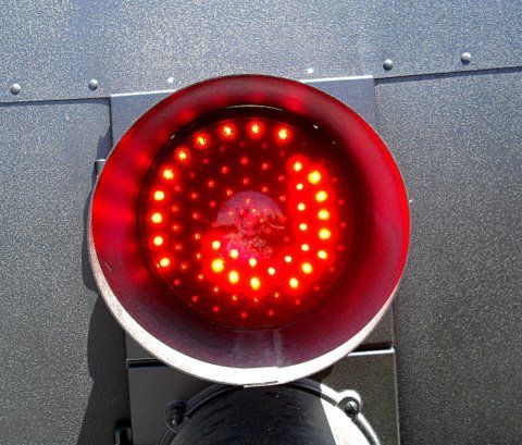 Dying LED
Eletrotech 8" red
Keywords: Traffic_Lights