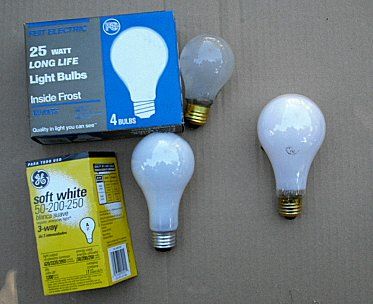 Today's Score
Got the 25w Fiet China bulbs and the 50-200-250w 3-way GE Mexico at a discount store for $2, the 100w Philips USA Merc at a thrift store for 25 cents, a deal!!
Keywords: Lamps