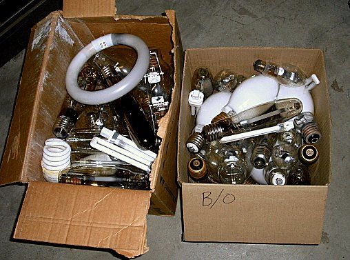Dead Bulbs
HIDs and a few CFLs waiting for disposal / recycle
Keywords: Lamps