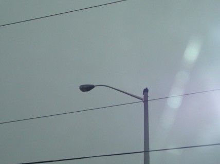 An OVX
Nothing special, there's a bird on the pole.
Keywords: American_Streetlights