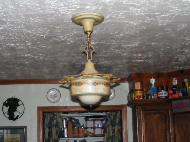 Kitchen Lighting
This has been in constant use for 13 years, by me. Found at a garage sale, it has been rewired twice, resocketed once, and maybe cleaned 4 or 5 times!  LOL Not only do I collect to enjoy them, I use them.
Keywords: Indoor_Fixtures