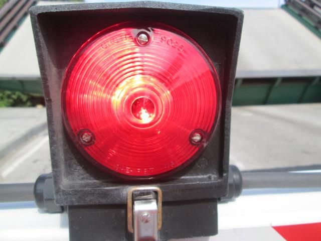 Drawbridge Warning Light
From Boston, MA - These are flashing lights on the traffic stop arm of the drawbridge used to stop the traffic.
Keywords: Lamps