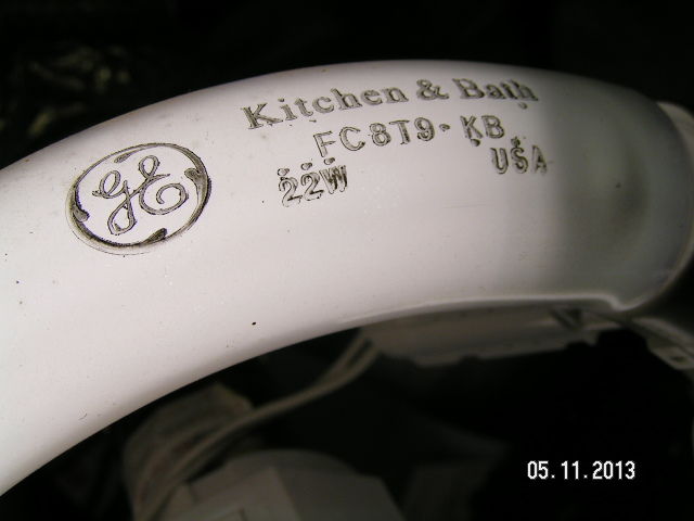 GE FC8T9/KB
Looks like cool white here, and some cool white circlines I also got today looked like warm white when I photographed them! 
Keywords: Lit_Lighting