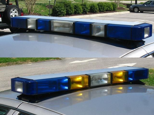 Rolesville Police Department #1
A whelen 9000. A strobe and halogen lightbar.
Keywords: Misc_Fixtures