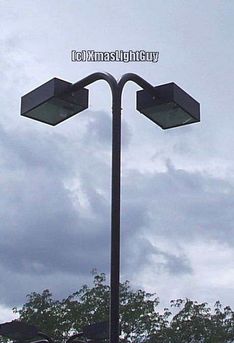 StreetLight #082
Not really streetlights, but tennis court lights at a park..probably just that you'd call shoeboxes?

Location: 
Denver CO, Washington Park
Keywords: American_Streetlights