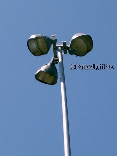 StreetLight #091 - Ballfield Lights 
3-fixture pole - one of a few lighting a park's ballfields

Location:  
Englewood CO (Centennial Park)
Keywords: American_Streetlights