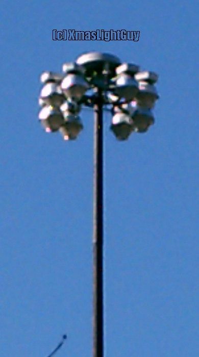 8 Fixture High-Mast
High-mast highway light with 8 fixtures
Saw it while out on a walk a couple weeks ago & since I had the camera with me...

Location: Denver CO (6th Ave & I-25)
Keywords: American_Streetlights