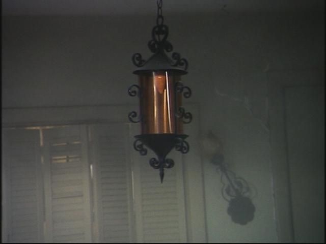 Hanging Lamp Fixture
From Musical Mania (#2.11)

Time index: 48:08
Keywords: Lights_Camera_Action