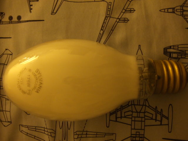 My Sylvania coated mercury vapor 175w bulb
175w coated merc lamp
Keywords: Lamps