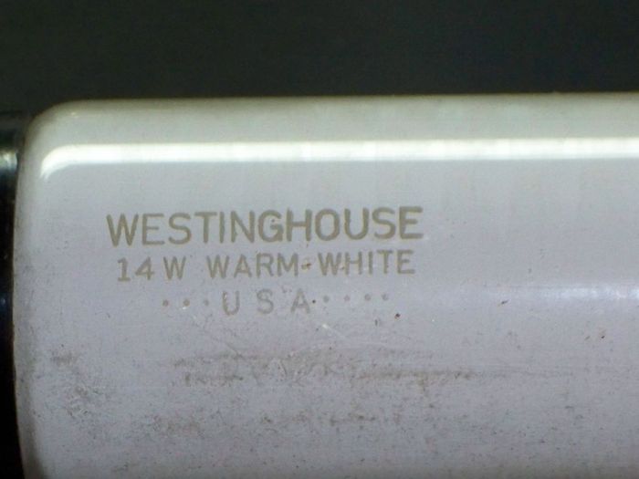 1950's Westinghouse 14 Watt Warm White
From the period of 1950-55 NOS. Has a lower lumen output than lamps made today.
Keywords: Lamps