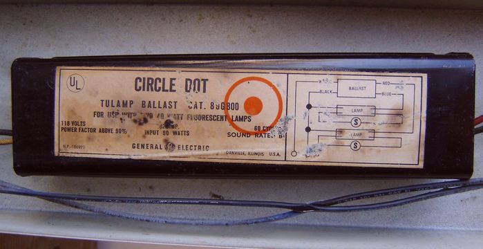 GE Circle-Dot F40 Ballast
Kinda odd, looks like the label was placed ontop of the original info which was stamped in the metal.
Keywords: Gear