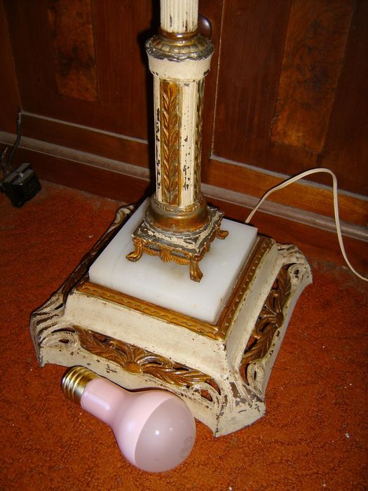 DURO-MEX 3way mogul base pink neck Mortuary Lamp
Next to the base of the floor lamp it now lives in.
Keywords: Lamps