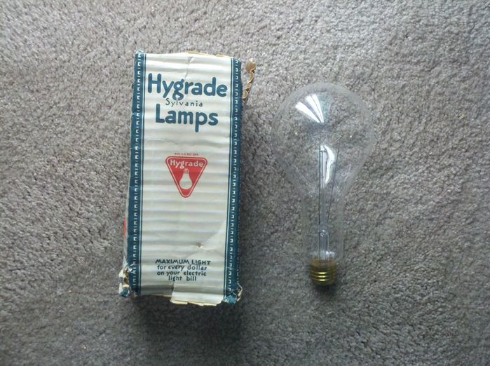 Hygrade (the OLD Sylvania) 200w 120v
Heres a 30s vintage Hygrade bulb! You can see both the Hygrade and Sylvania names on the sleeve. The Hygrade brand was dropped in 1942 (but it has since been picked up by other lighting businesses). What do ya think?
Keywords: Lamps
