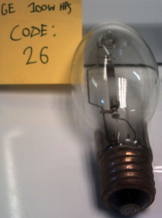 100W HPS GE lamp
Date code 26. This lamp is untested as we speak. I've tested all the lamps except for the 100W HPS, 400W HPS, and 400W MV lamps.
Keywords: Lamps