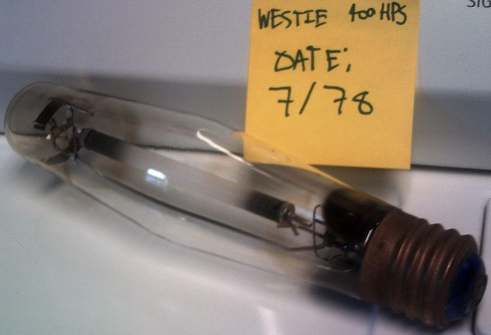 1978 400W HPS Westinghouse lamp
Will go nicely with my 400W HPS Westinghouse ballast.
Keywords: Lamps
