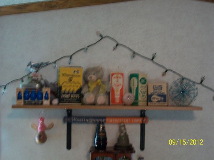 my collections
I made shelf for decorate my collections today
Keywords: Miscellaneous