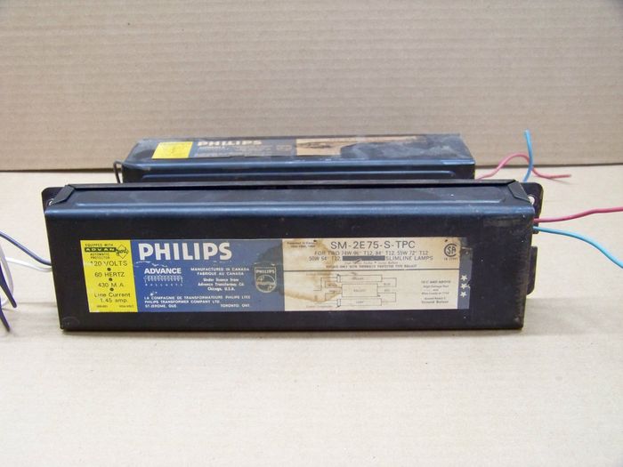 Pair of Philips SM-2E75-S-TPC slimline ballasts
My mom grabbed this for me where she used to work a few months ago. There was way more, but two is better than nothing LOL.

I didn't test them, but Philips ballasts are darn tough! I've got slimline ballasts in much worse shape that still work! One day these will light a part of my future new workshop!
Keywords: Gear