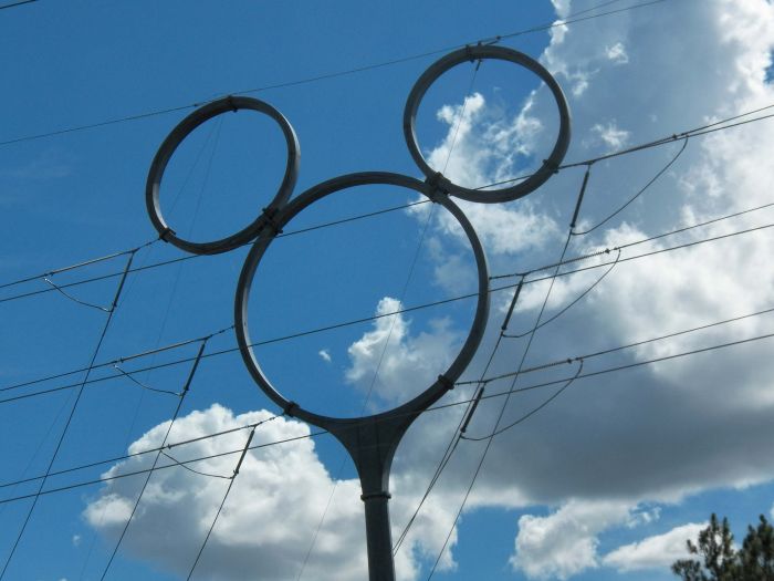 Mickey power lines (I think 115 KV) Around Orlando, Florida.
Took this on my trip. Had to, since power lines and stuff like that. I read an article about it and such and it is interesting. But yeah. Enjoy!
Keywords: Miscellaneous
