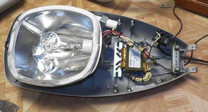 OVX insides update.
Nothing really updated, except the label. This is the full view.
Keywords: American_Streetlights