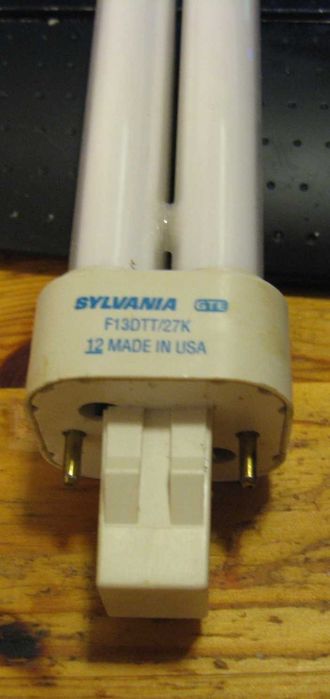 Sylvania/GTE Lamp included with the Enertron 3800 Two Piece CFL 
Enertron 3800 Two Piece CFL
I found three of these in the dumpster
but one of the lamps did not make it home :(
of course they all work (Good Ol' Preheat)

If anyone can date this lamp that would be great
Thanks
Keywords: Lamps