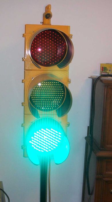 This is the traffic signal I bought from eBay about 13 years ago 
Unfortunately I no longer have this signal (I wish I still did though) as I had to move into a smaller apartment 
green on for go
Keywords: Traffic_Lights