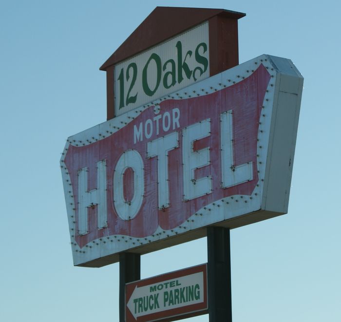 Vintage 12 Oaks Motor Hotel Sign
no idea on the excact age but its an Old Motel the fact that its called a "Motor Hotel" instead of motel is one indication of its age.
Keywords: Miscellaneous