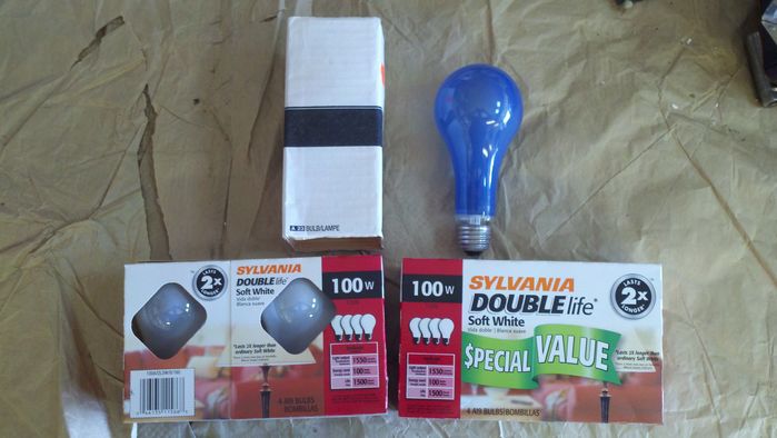 New 100w bulbs in Kalifornia? YUP!!!
Yesterday I got these Sylvania 100w bulbs. The 100w double life bulbs were bought in an 8 pack at a Family Dollar store (they are a newcomer here in CA). They have 38w, 57w, and 71w 4 packs normally stocked. The 100w Daylight Blue bulb was bought at the same lighting store where I got the 150w rough service bulb. It's probably not covered in the ban, but the 100w double lifes are not supposed to be here! All bulbs here are USA made.
Keywords: Lamps