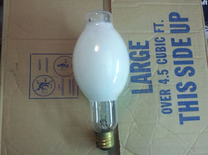 Westinghouse 400w /C lamp
Here it is, it's NOS. Gotta love it!
Keywords: Lamps