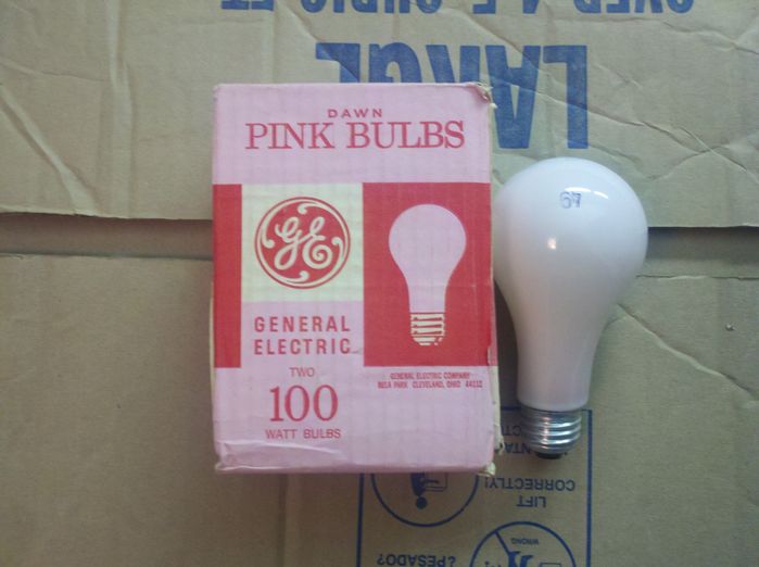 GE 100w Coloramic Dawn Pink bulbs
Classic! Made in the days when the GE 100w pink bulb was made in the larger A-21 size. Since the early 80s they came in an A-19 size.
Keywords: Lamps